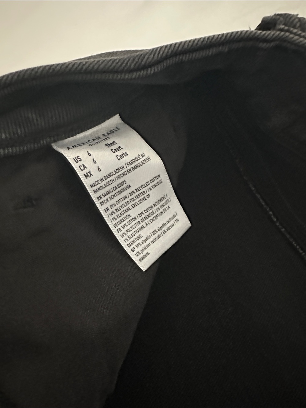American Eagle Black Mom Jeans - Picture 3 of 3